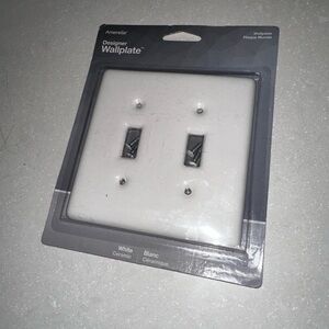NIB Amerelle Designer Wallplate